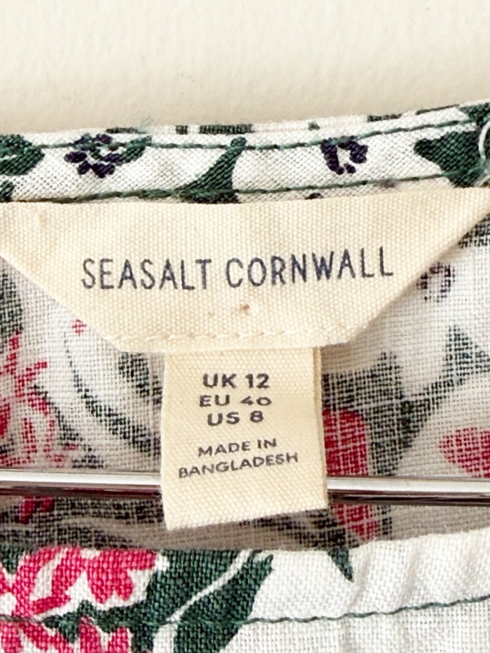 Seasalt Cornwall Color Study 100% Linen Green White Floral Top Boatneck Size 8 - Picture 8 of 12